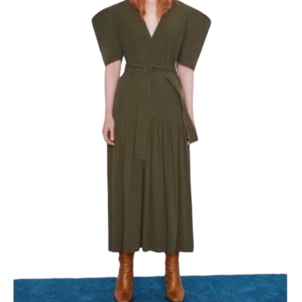Zara Short-sleeve Green Drop Waist Dress